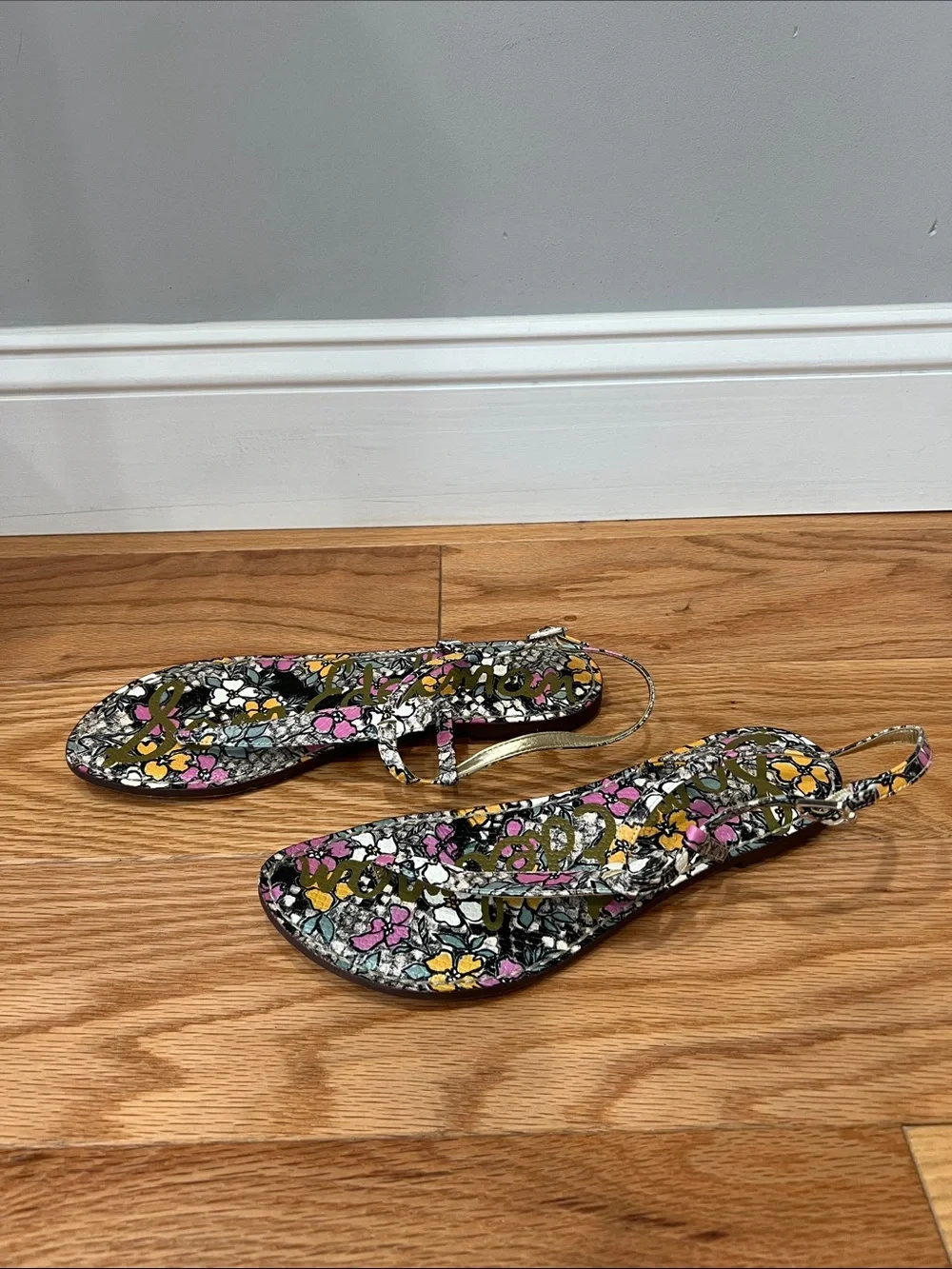 Sam Edelman Floral Print Pink & Yellow Women's Thong Sandals